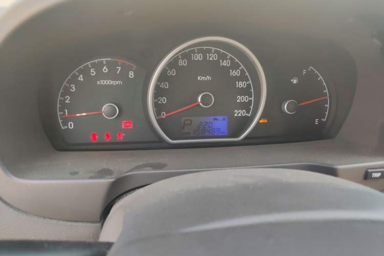 Used Hyundai Celesta 2008 1.6L AT GL Odometer Close Up
