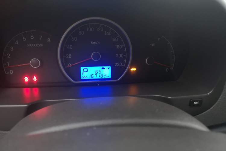 Used Hyundai Celesta 2008 1.6L AT GLS Odometer Close Up