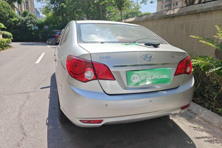 Used Hyundai Celesta 2008 1.6L AT GL Rear