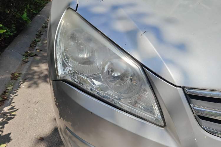 Used Hyundai Celesta 2008 1.6L AT GL Right Front Headlight