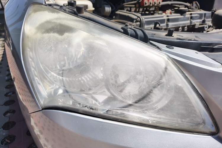 Used Hyundai Celesta 2008 1.6L MT GL Right Front Headlight