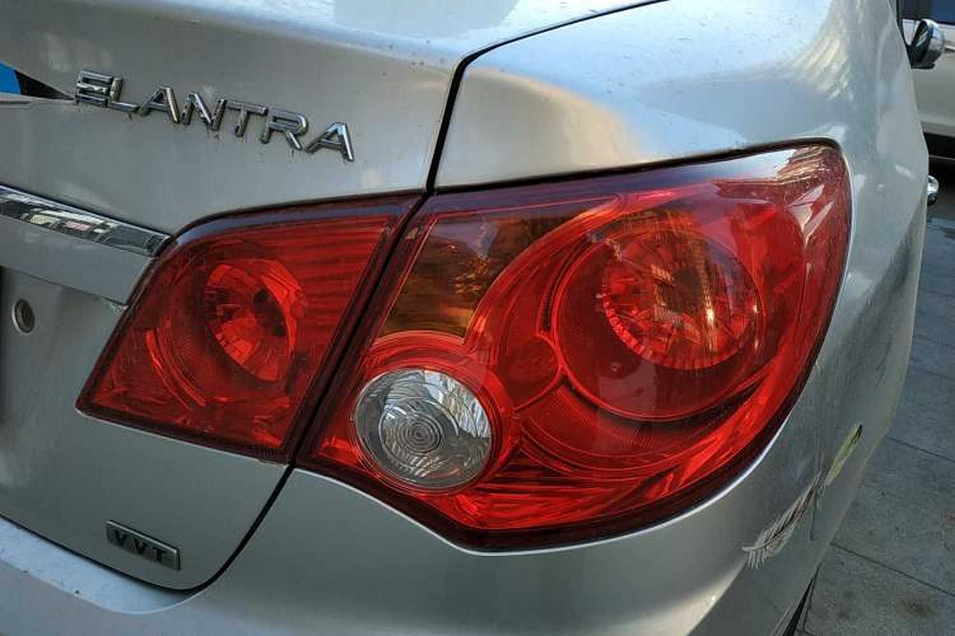 Used Hyundai Celesta 2008 1.6L AT GLS Right Rear Taillight