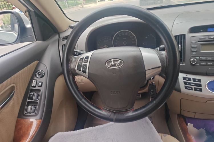 Used Hyundai Celesta 2008 1.8L AT GLS Steering Wheel