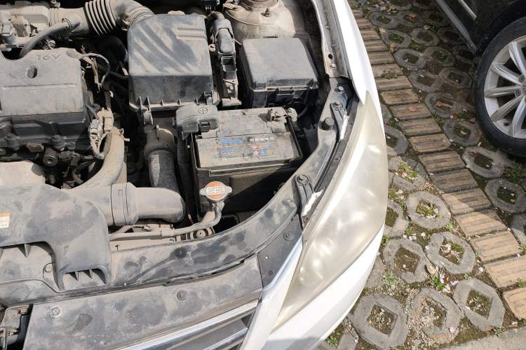 Used Hyundai Celesta 2008 1.6L MT GLS Engine Bay Left