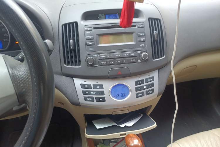 Used Hyundai Celesta 2008 1.6L AT GL Audio And AC Panel