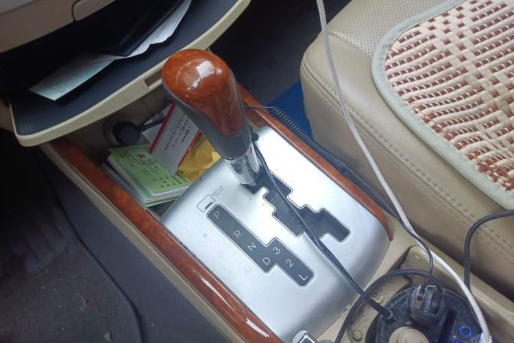 Used Hyundai Celesta 2008 1.6L AT GL Gear Lever