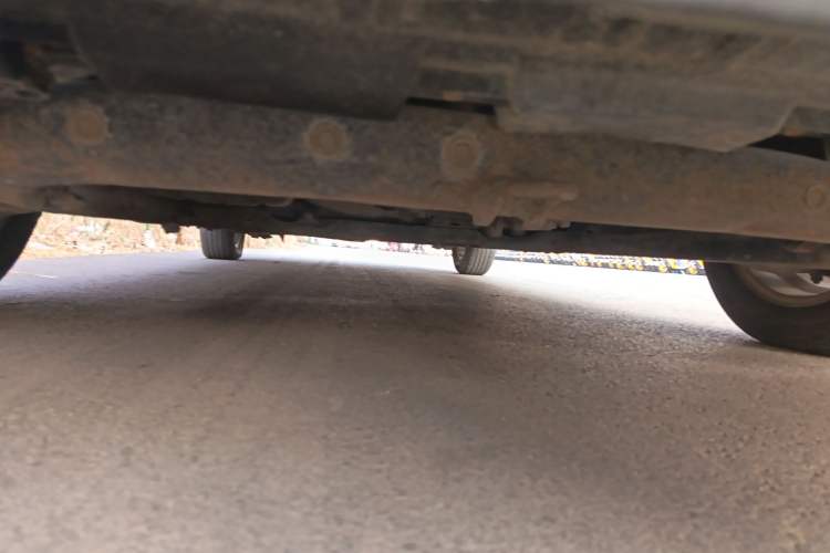 Used Hyundai Celesta 2010 1.6L MT GL Chassis Front