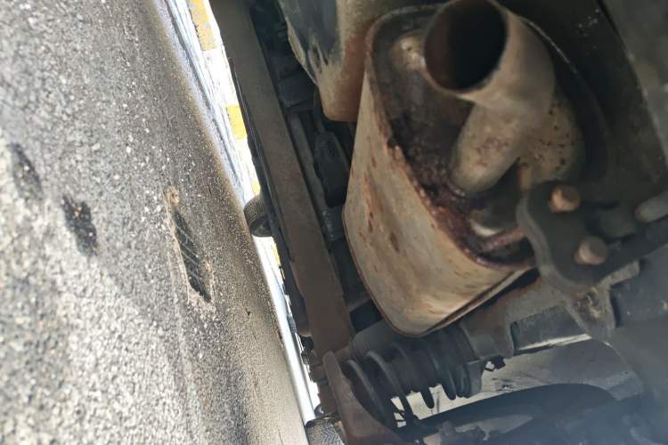 Used Hyundai Celesta 2010 1.6L MT GLS Chassis Front Left