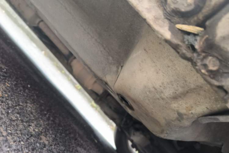 Used Hyundai Celesta 2010 1.6L AT GL Chassis Front Right