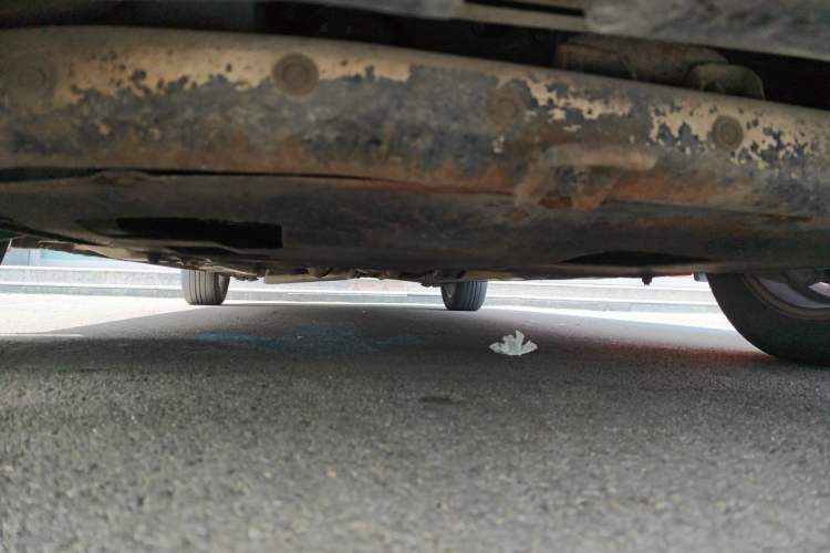Used Hyundai Celesta 2010 1.6L MT GL Chassis Front