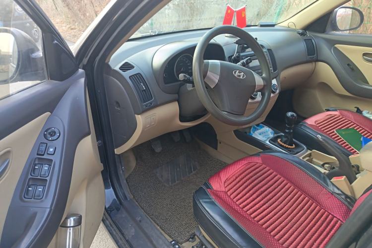 Used Hyundai Celesta 2010 1.6L MT GL Driver Seat