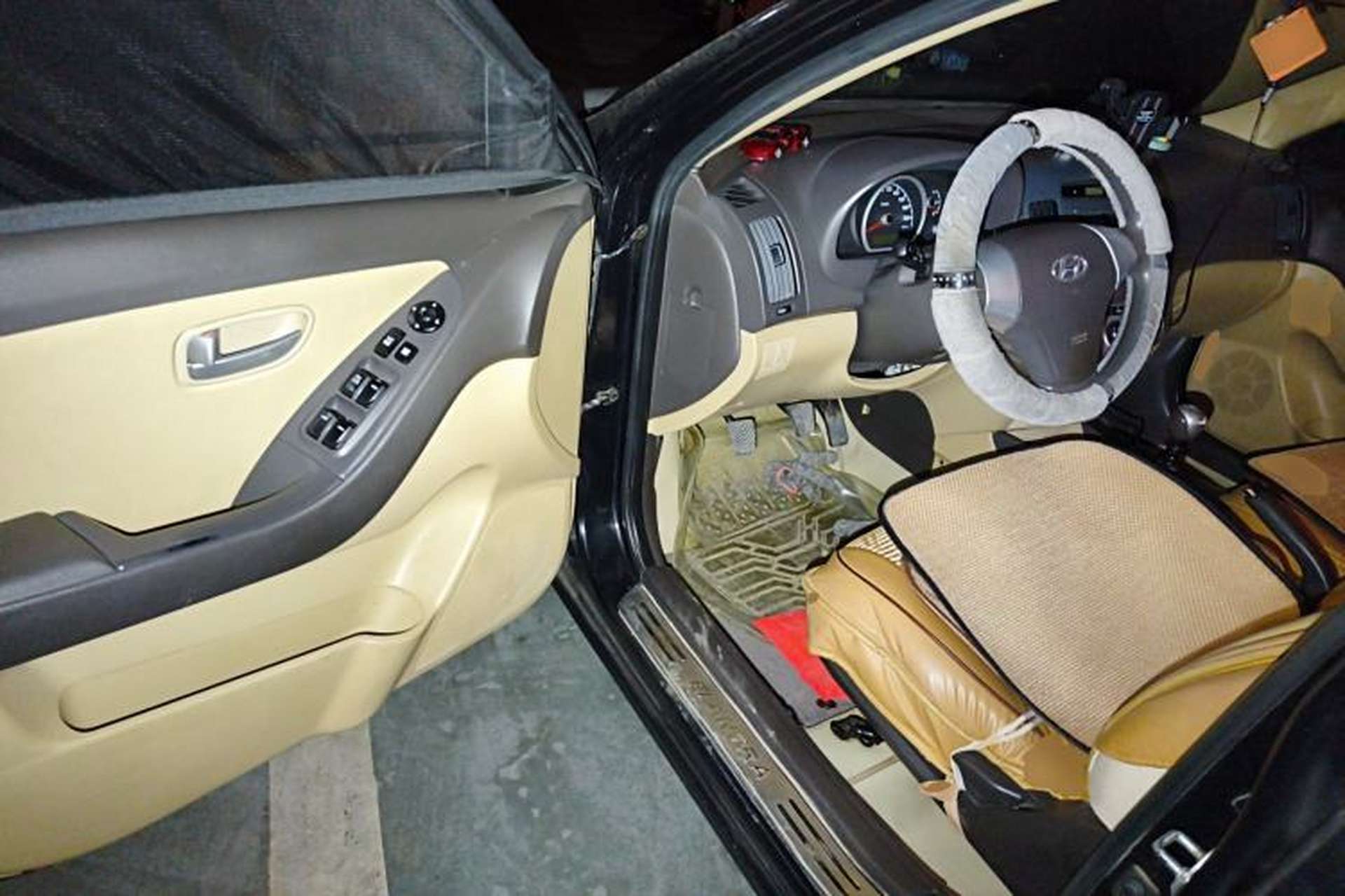 Used Hyundai Celesta 2010 1.6L MT GL Driver Seat