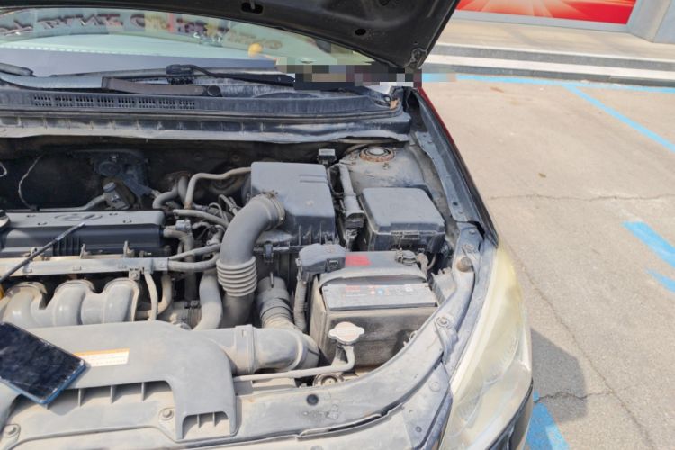Used Hyundai Celesta 2010 1.6L MT GL Engine Bay Left