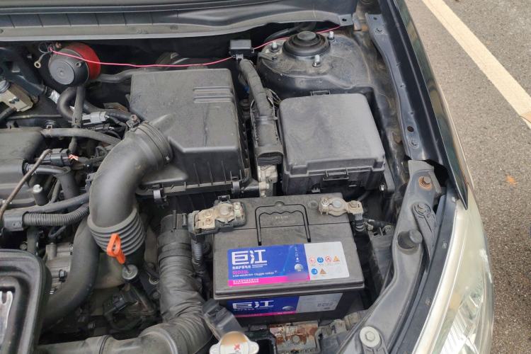 Used Hyundai Celesta 2010 1.6L AT GLS Engine Bay Left