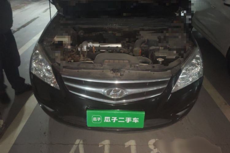 Used Hyundai Celesta 2010 1.6L AT GLS Engine Bay