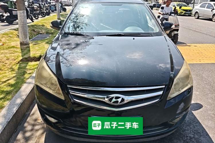 Used Hyundai Celesta 2010 1.6L AT GLS Front