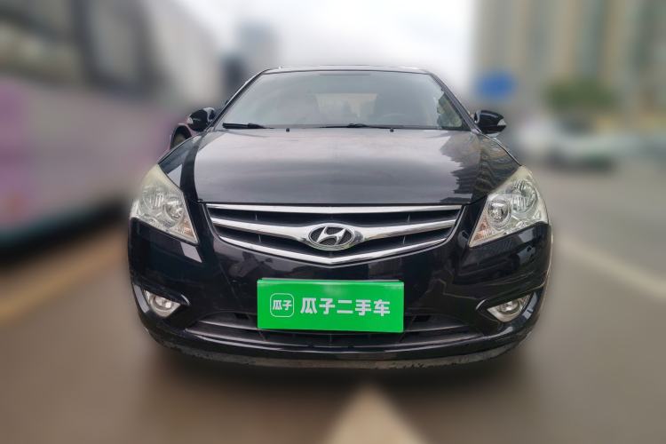 Used Hyundai Celesta 2010 1.6L AT GLS Front