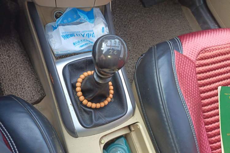 Used Hyundai Celesta 2010 1.6L MT GL Gear Lever