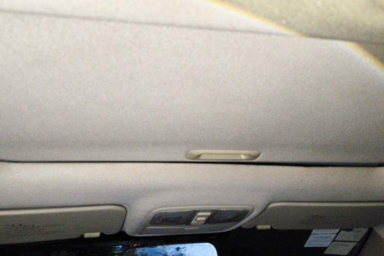 Used Hyundai Celesta 2010 1.6L MT GLS Headliner
