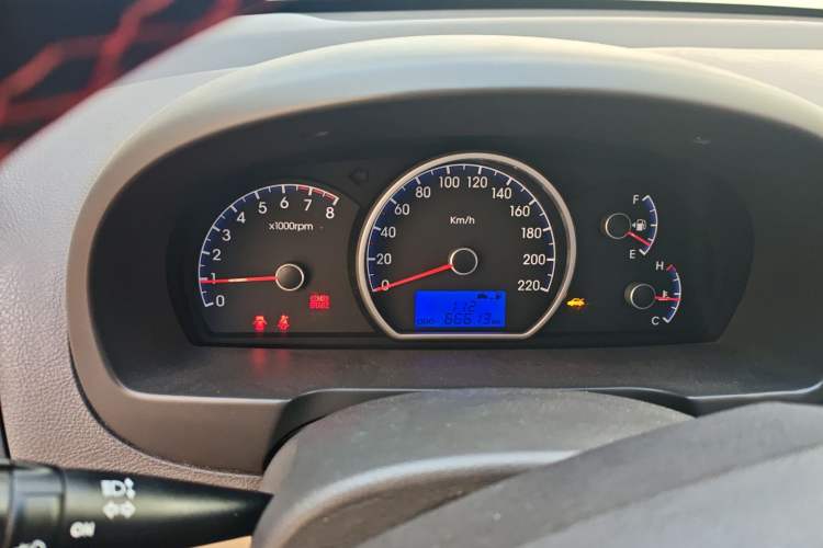 Used Hyundai Celesta 2010 1.6L MT GLS Instrument Cluster