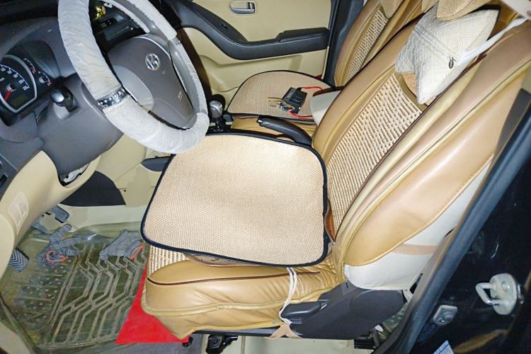 Used Hyundai Celesta 2010 1.6L MT GL Left Front Seat