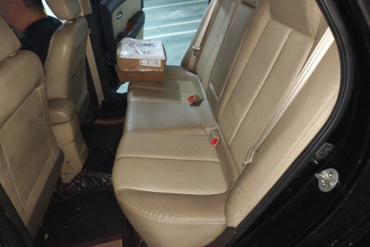 Used Hyundai Celesta 2010 1.6L AT GLS Left Rear Seat