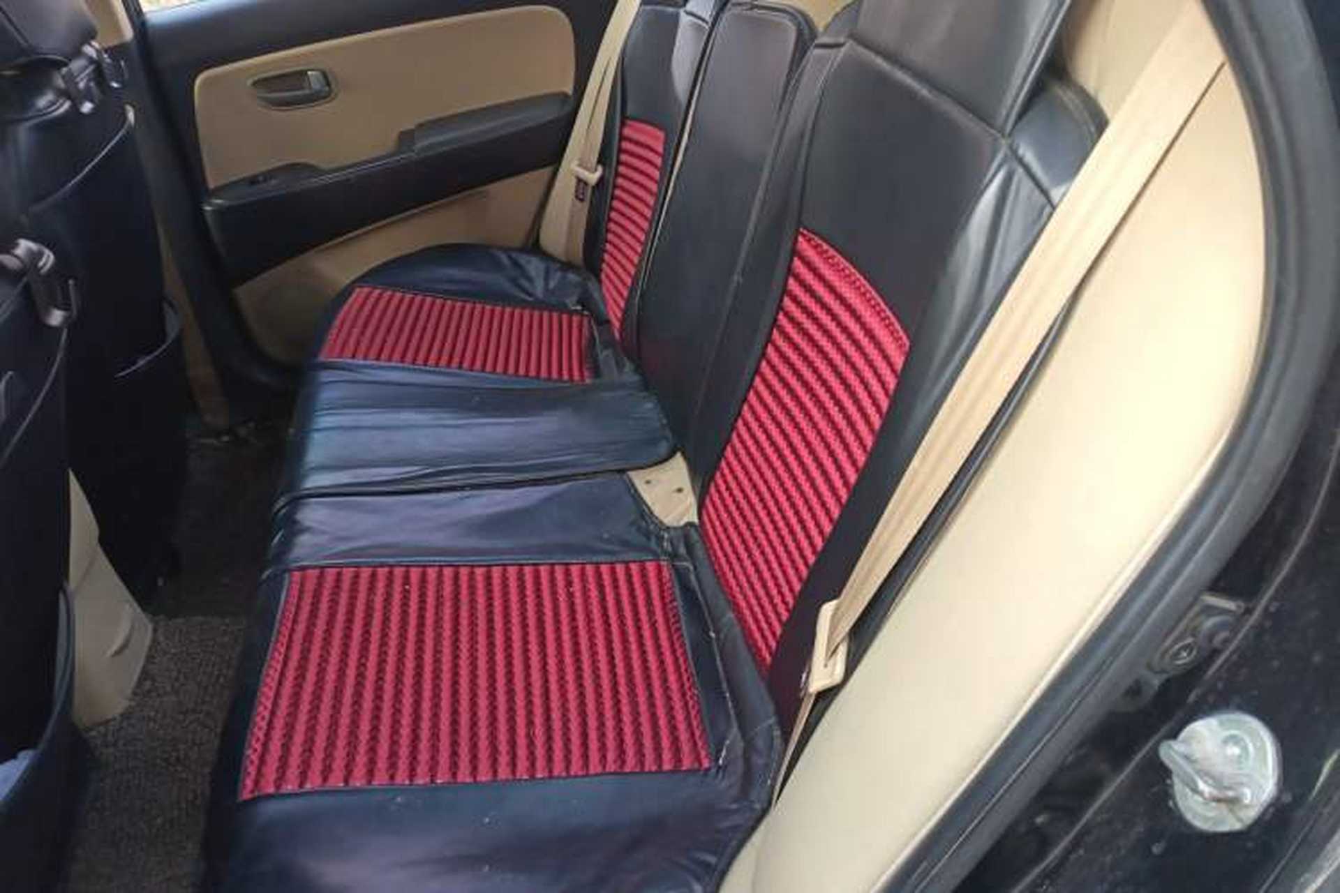 Used Hyundai Celesta 2010 1.6L MT GL Left Rear Seat