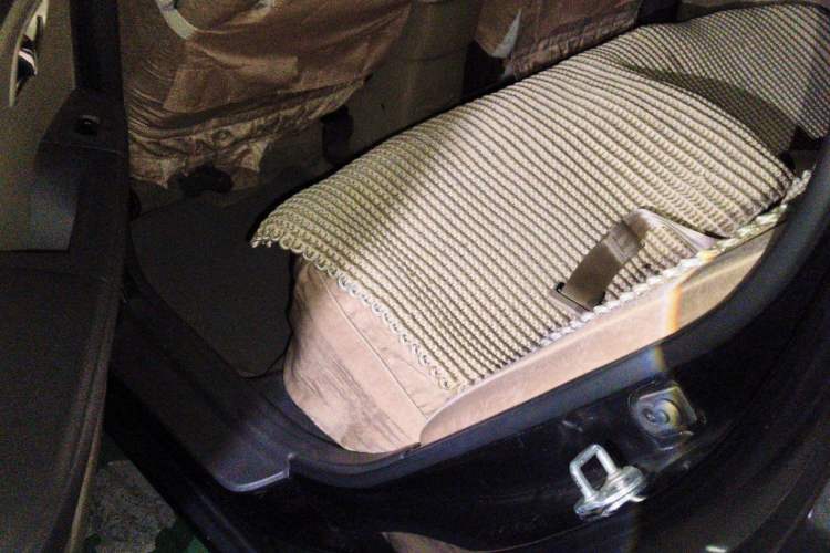 Used Hyundai Celesta 2010 1.6L MT GLS Left Rear Seat