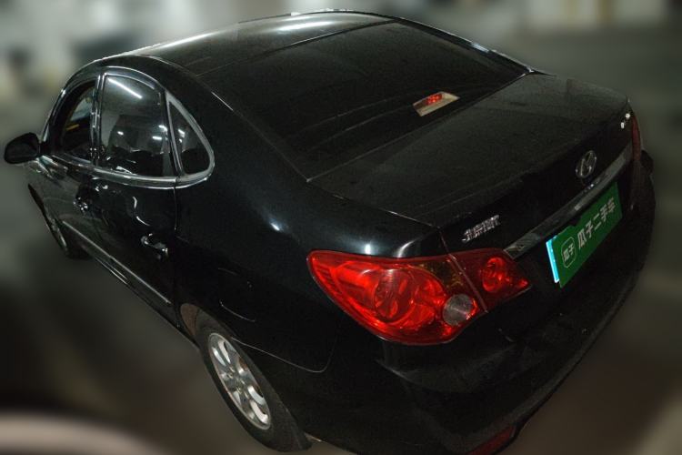 Used Hyundai Celesta 2010 1.6L AT GLS Rear Left 45 Deg