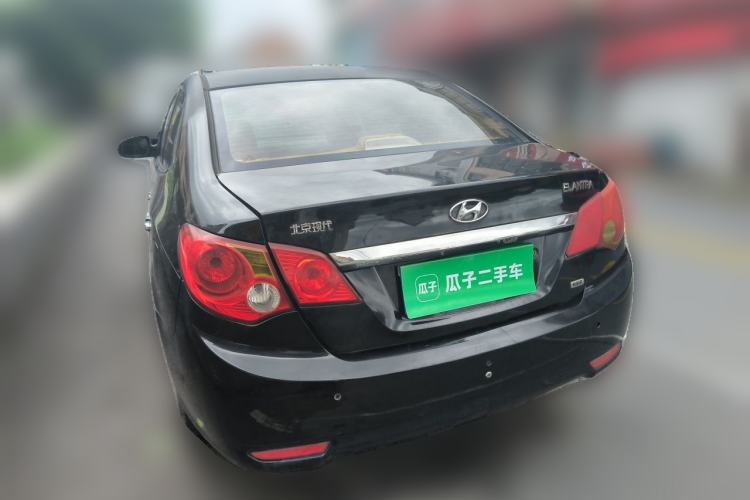 Used Hyundai Celesta 2010 1.6L AT GL Rear Left 45 Deg