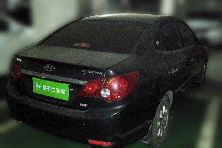 Used Hyundai Celesta 2010 1.6L MT GLS Rear Right 45 Deg