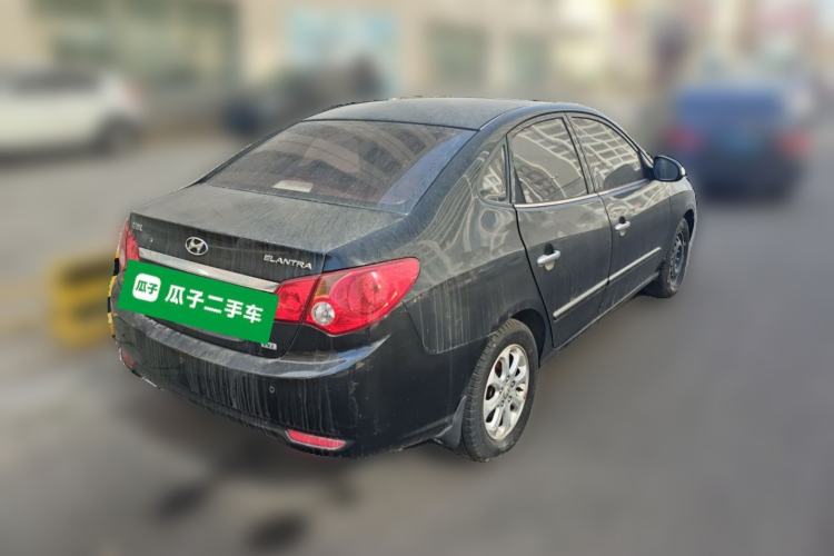 Used Hyundai Celesta 2010 1.6L MT GLS Rear Right 45 Deg
