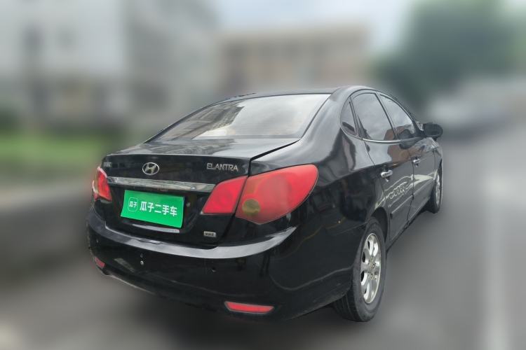 Used Hyundai Celesta 2010 1.6L AT GL Rear Right 45 Deg