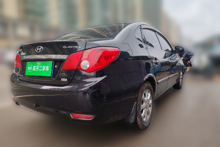 Used Hyundai Celesta 2010 1.6L AT GLS Rear Right 45 Deg