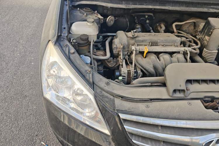 Used Hyundai Celesta 2010 1.6L MT GLS Right Front Headlight