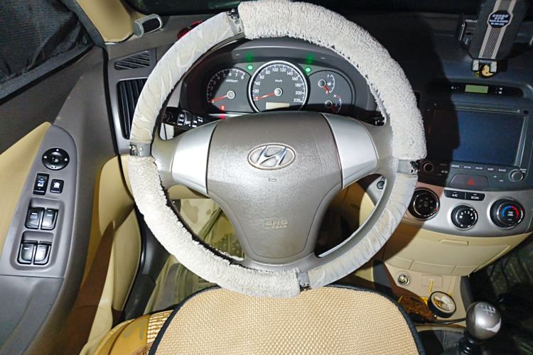 Used Hyundai Celesta 2010 1.6L MT GL Steering Wheel