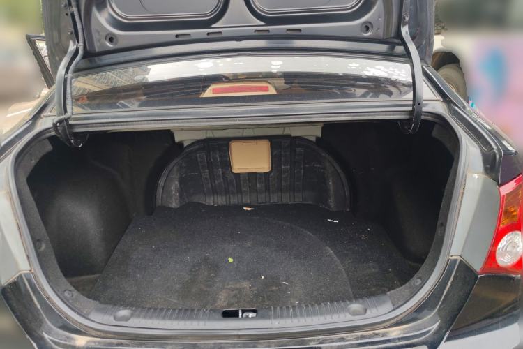 Used Hyundai Celesta 2010 1.6L AT GLS Trunk