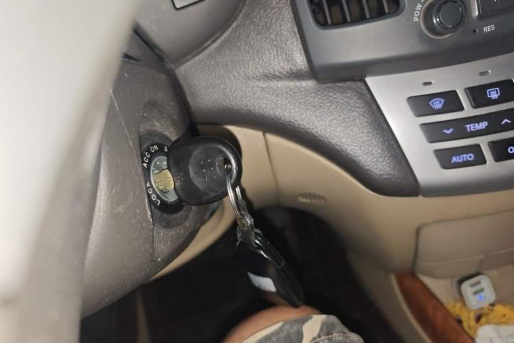 Used Hyundai Celesta 2010 1.6L AT GLS Vehicle Key