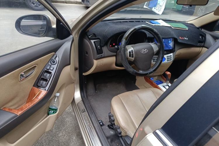 Used Hyundai Celesta 2010 1.6L AT GLS Driver Seat