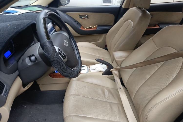 Used Hyundai Celesta 2010 1.6L AT GLS Left Front Seat
