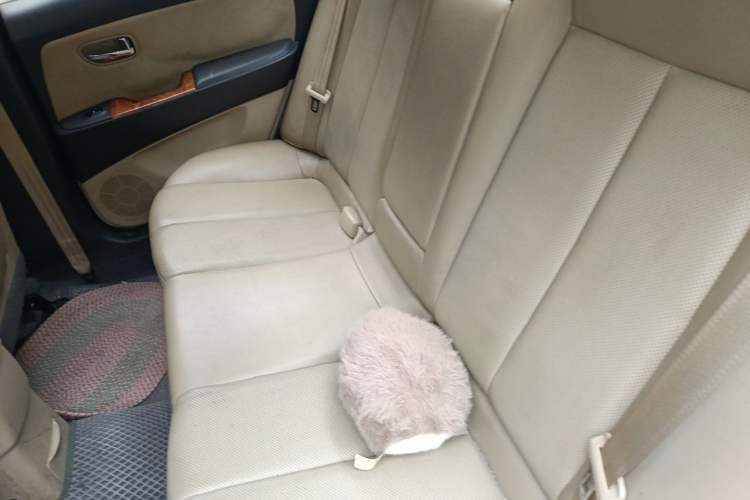 Used Hyundai Celesta 2010 1.6L AT GLS Left Rear Seat