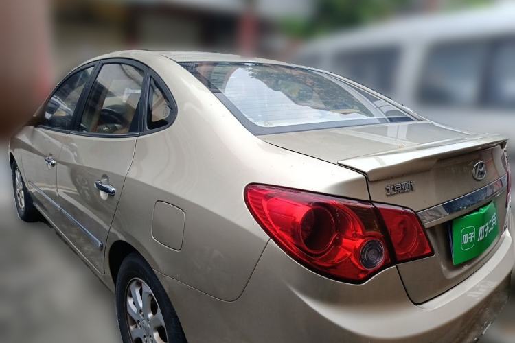 Used Hyundai Celesta 2010 1.6L AT GLS Rear Left 45 Deg