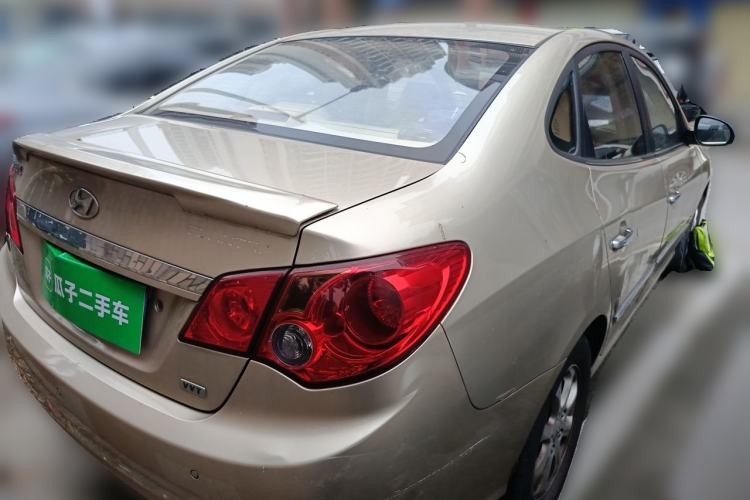 Used Hyundai Celesta 2010 1.6L AT GLS Rear Right 45 Deg