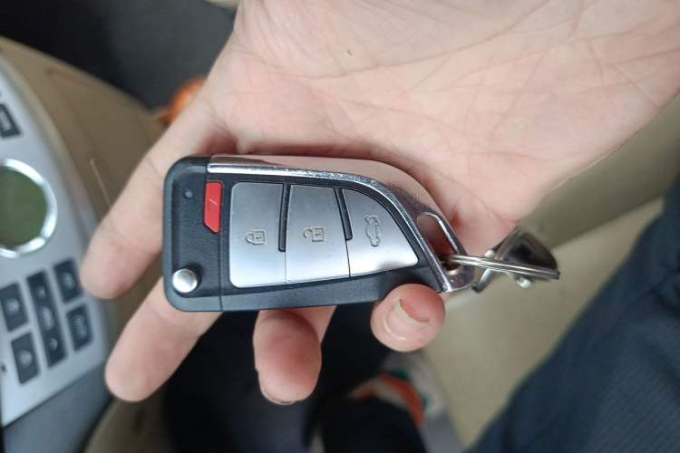Used Hyundai Celesta 2010 1.6L AT GLS Vehicle Key