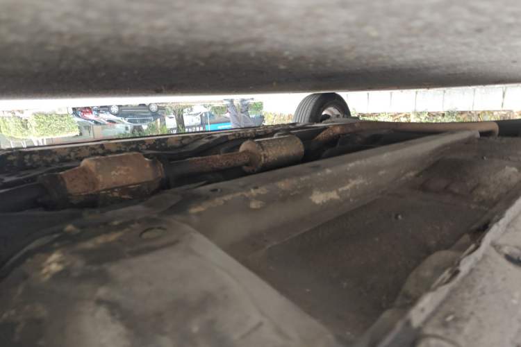 Used Hyundai Celesta 2010 1.6L AT GL Chassis Front Right