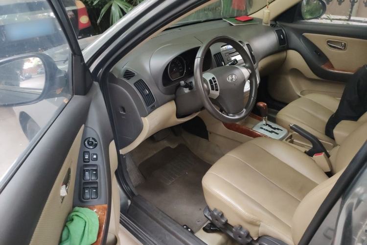 Used Hyundai Celesta 2010 1.6L AT GLS Driver Seat