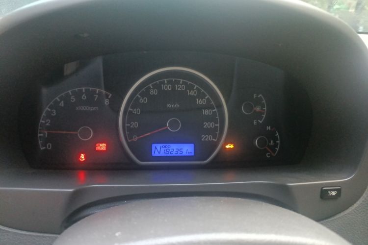 Used Hyundai Celesta 2010 1.6L AT GL Instrument Cluster