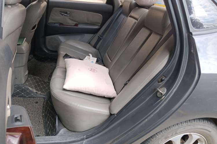 Used Hyundai Celesta 2010 1.6L AT GLS Left Rear Seat