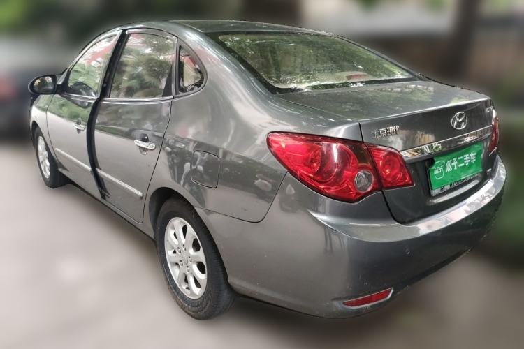 Used Hyundai Celesta 2010 1.6L AT GLS Rear Left 45 Deg