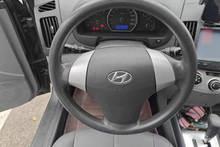 Used Hyundai Celesta 2010 1.6L AT GL Steering Wheel